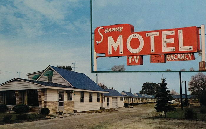 Seaway Motel - Old Postcard Photo